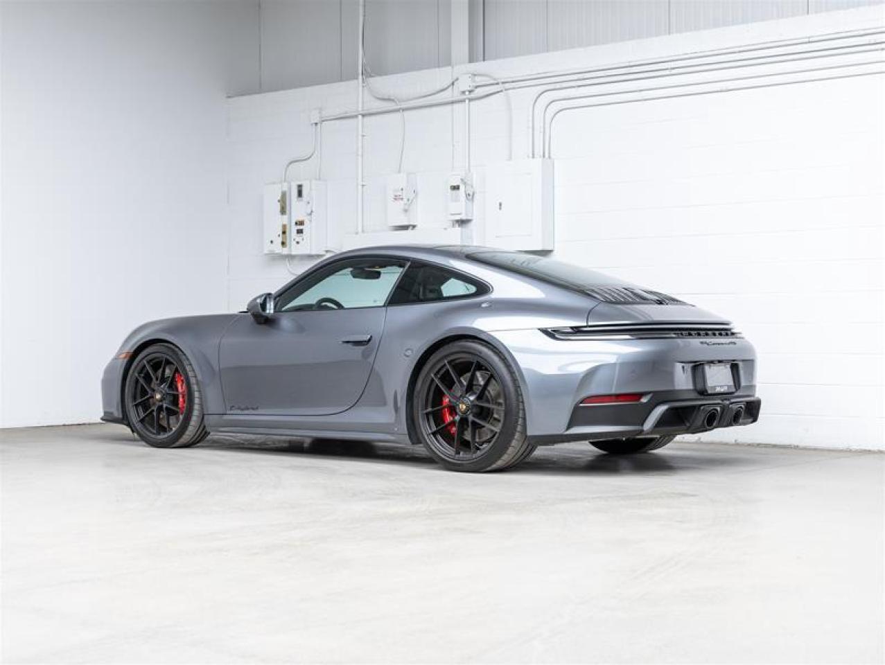 2025 Porsche 911  Photo