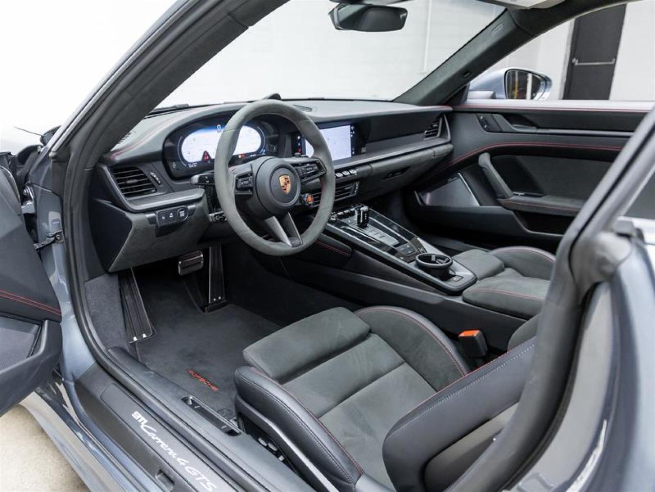 2025 Porsche 911  Photo