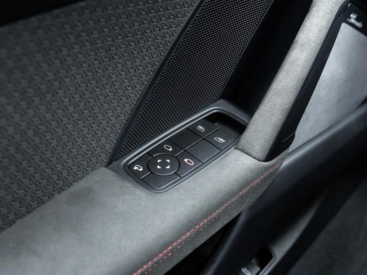 2025 Porsche 911  Photo