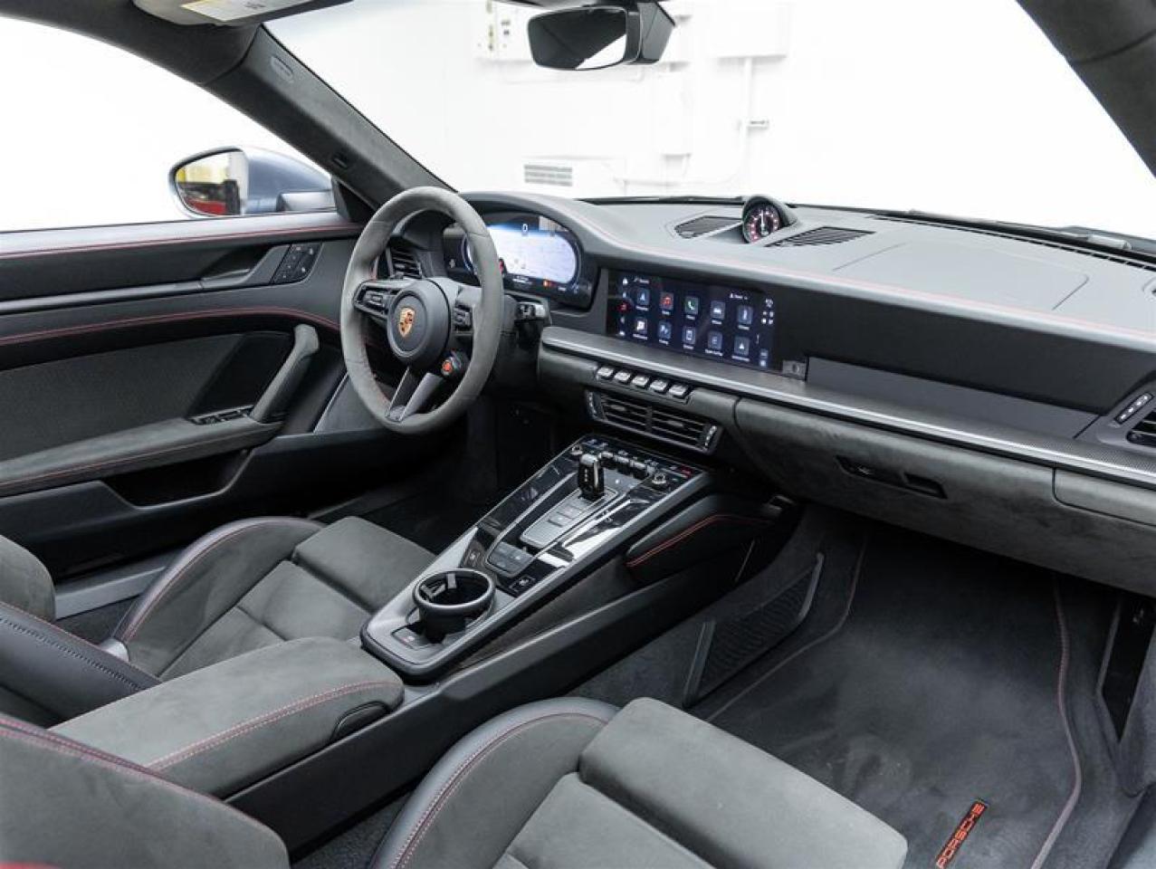 2025 Porsche 911  Photo