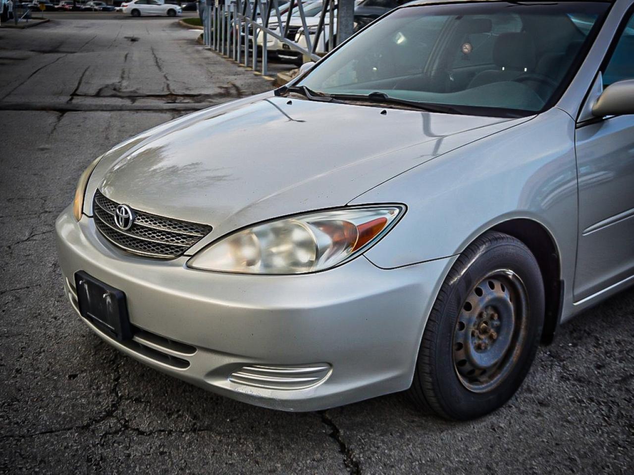2004 Toyota Camry  Photo