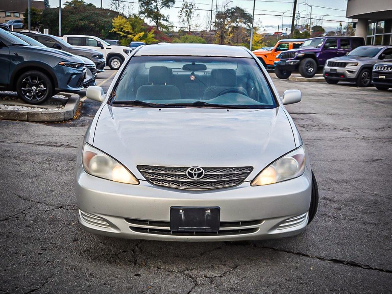 2004 Toyota Camry  Photo2