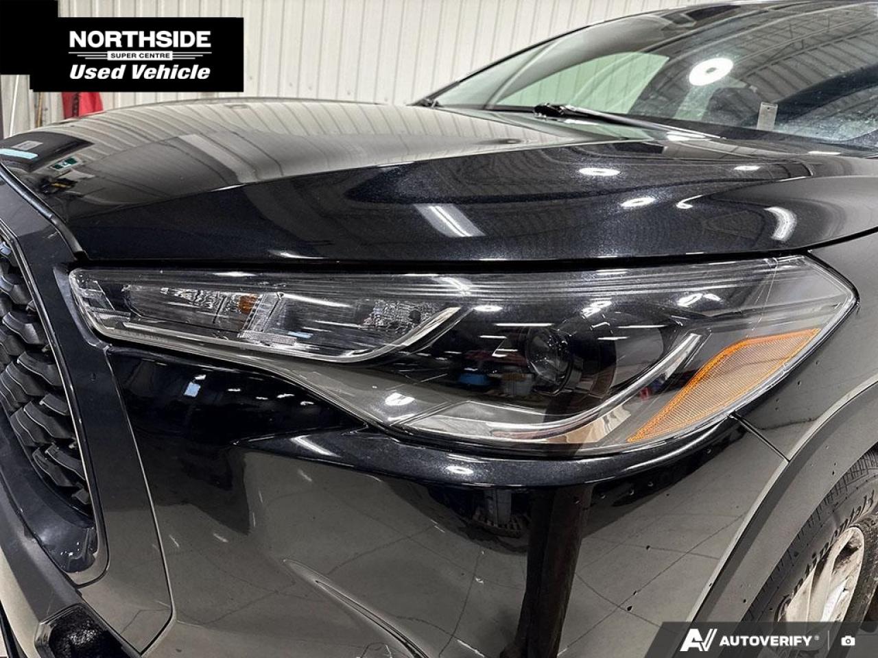 2022 Toyota Corolla Cross LE 4dr All-Wheel Drive Photo