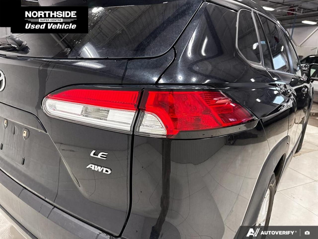 2022 Toyota Corolla Cross LE 4dr All-Wheel Drive Photo