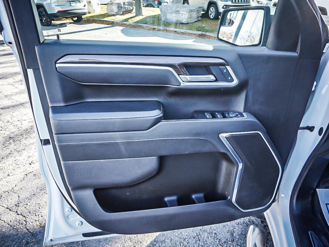 2025 Chevrolet Silverado 1500  Photo