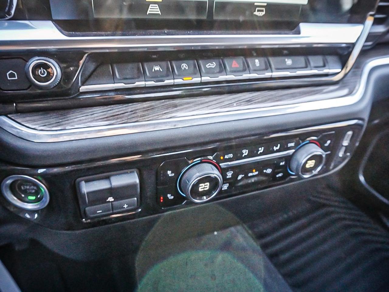 2025 Chevrolet Silverado 1500  Photo