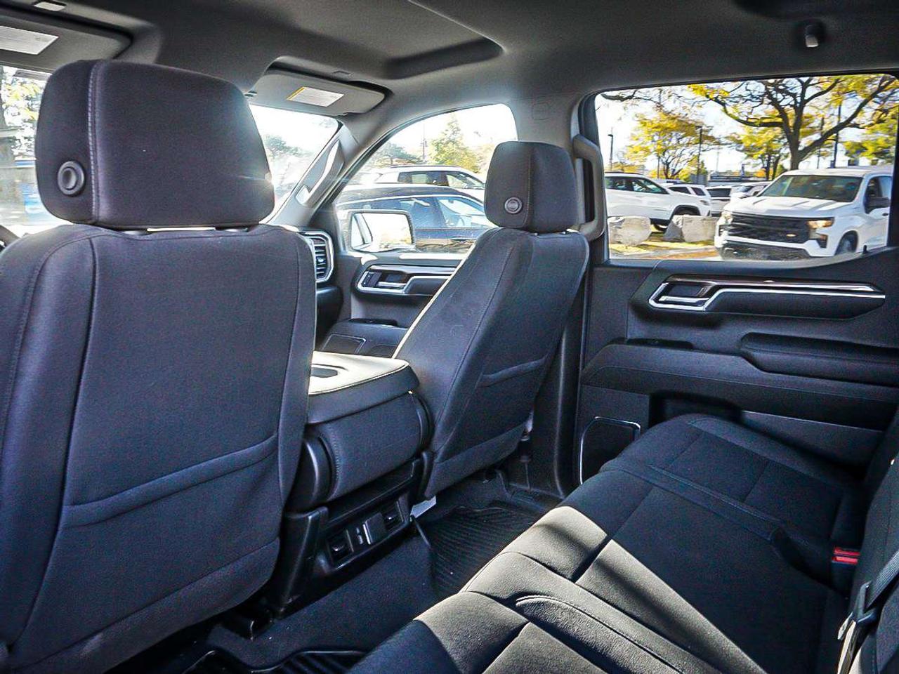 2025 Chevrolet Silverado 1500  Photo