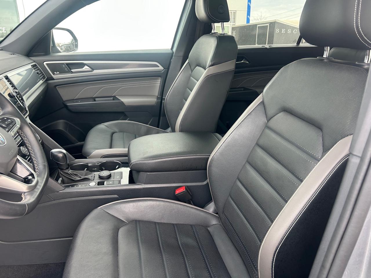 2022 Volkswagen Atlas Cross Sport 2.0 TSI Highline 4dr All-Wheel Drive 4MOTION Photo