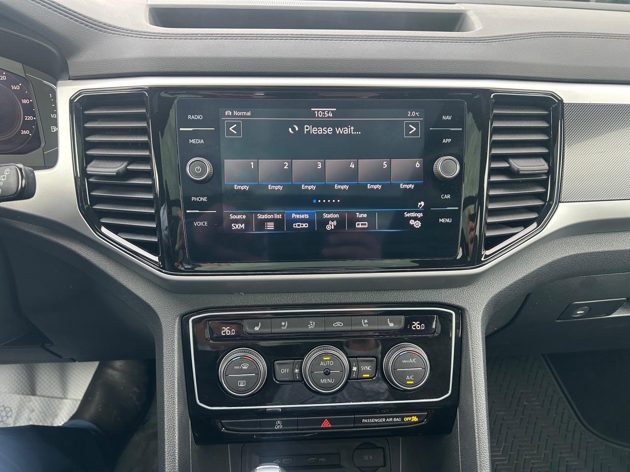 2022 Volkswagen Atlas Cross Sport 2.0 TSI Highline 4dr All-Wheel Drive 4MOTION Photo