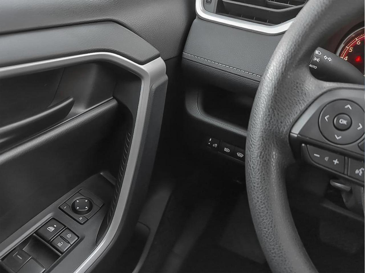 2025 Toyota RAV4 LE 4dr All-wheel Drive Photo