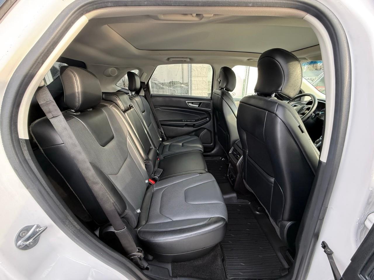 2018 Ford Edge TITANIUM 4DR ALL-WHEEL DRIVE Photo