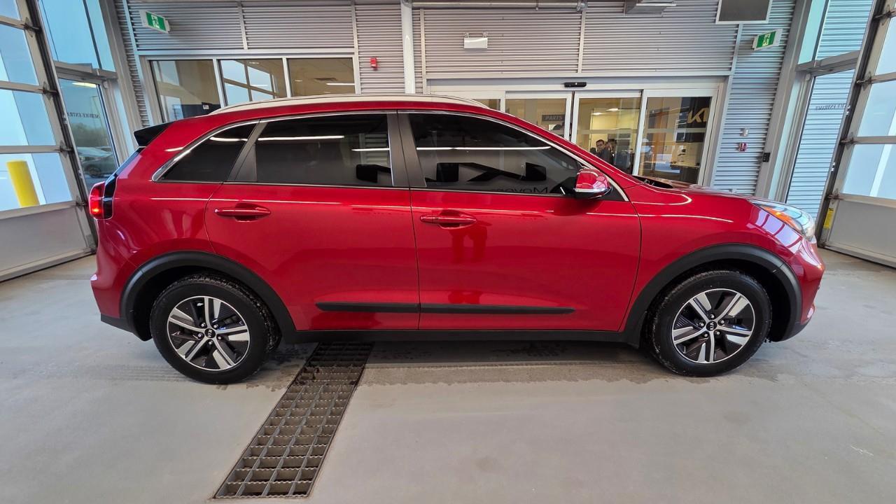 2020 Kia NIRO EX Premium 4dr Front-Wheel Drive Sport Utility Photo3