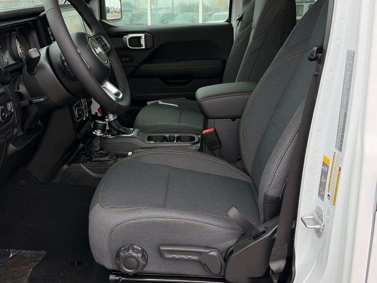 2026 Jeep Wrangler SAHARA 4DR 4X4 Photo