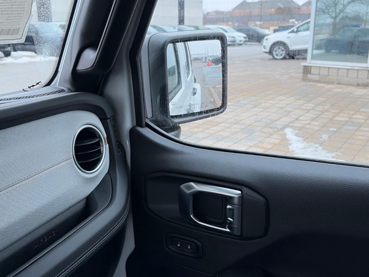 2026 Jeep Wrangler SAHARA 4DR 4X4 Photo