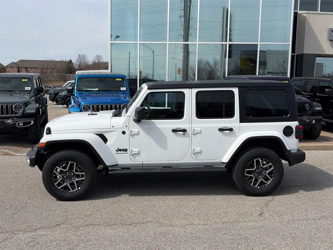 2026 Jeep Wrangler SAHARA 4DR 4X4 Photo2