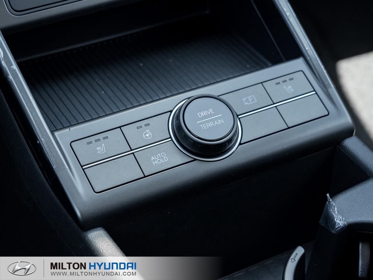 2025 Hyundai KONA 1.6T Preferred Sport 4dr All-Wheel Drive Photo