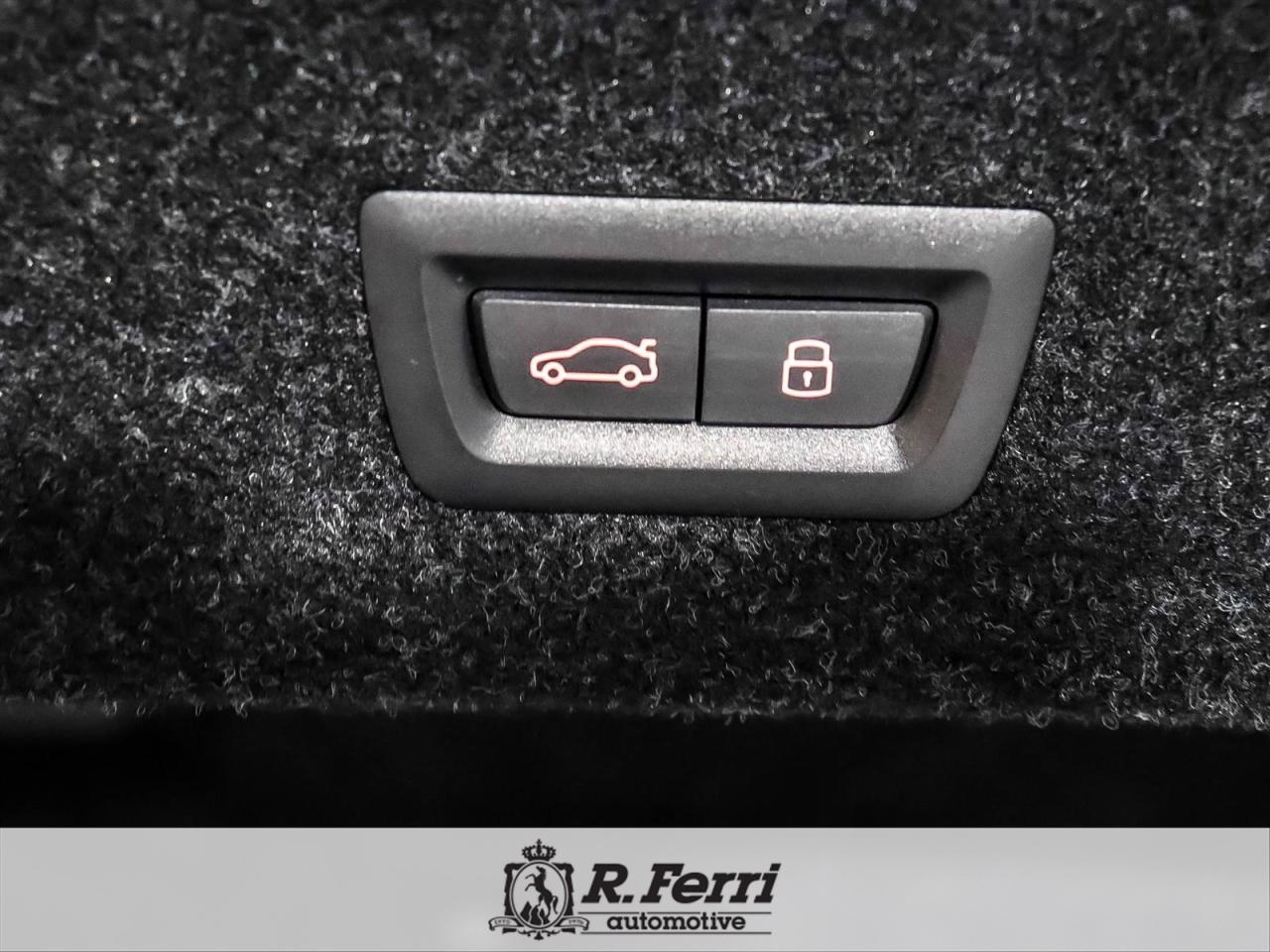 2023 BMW 330 i xDrive 4dr All-Wheel Drive Sedan Photo