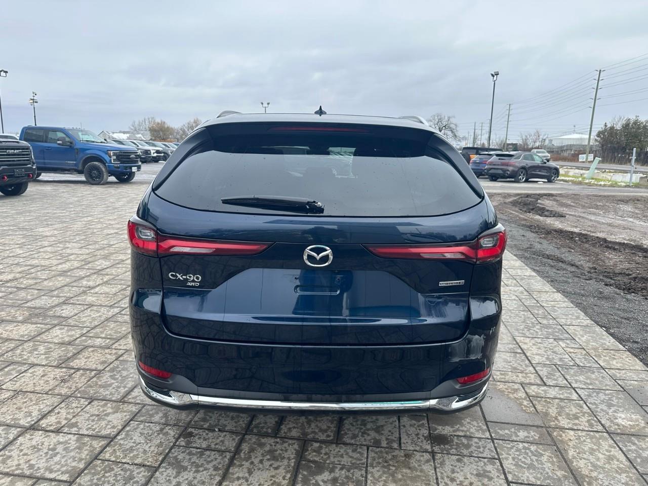 2025 Mazda CX-90 MHEV GT 4dr i-ACTIV All-Wheel Drive Sport Utility Photo2