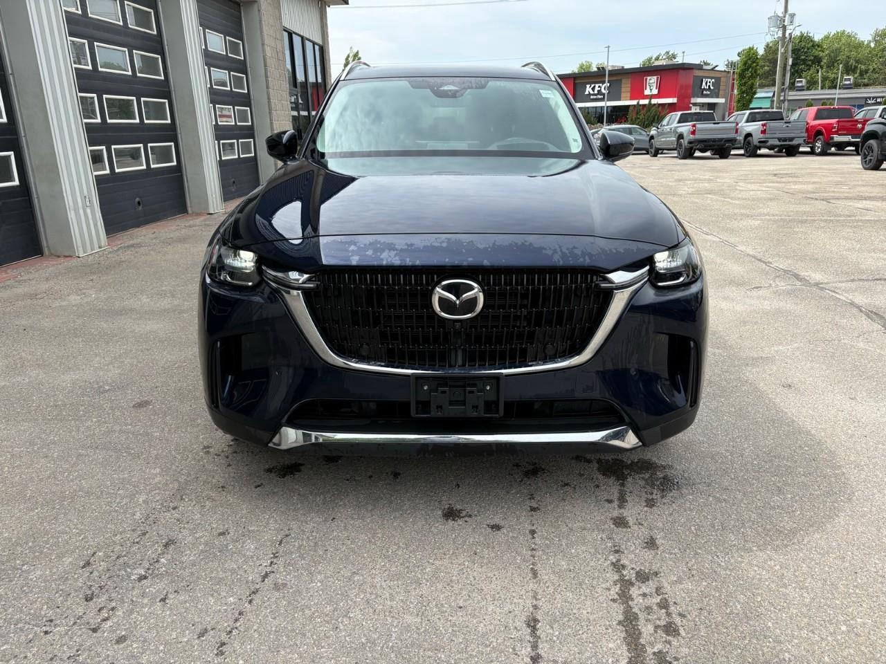 2025 Mazda CX-90 MHEV GT 4dr i-ACTIV All-Wheel Drive Sport Utility Photo