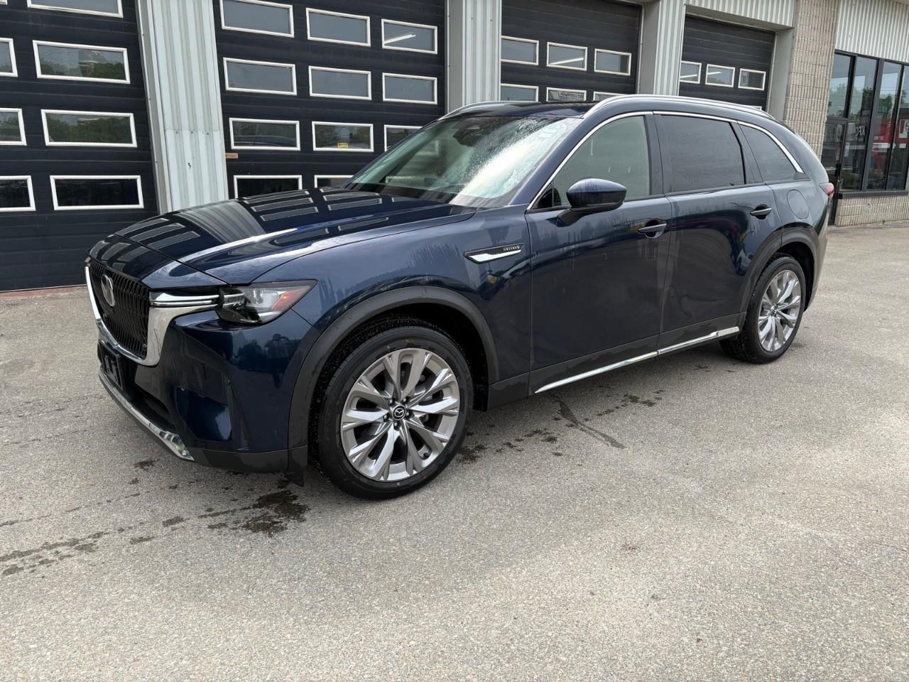2025 Mazda CX-90 MHEV GT 4dr i-ACTIV All-Wheel Drive Sport Utility Photo