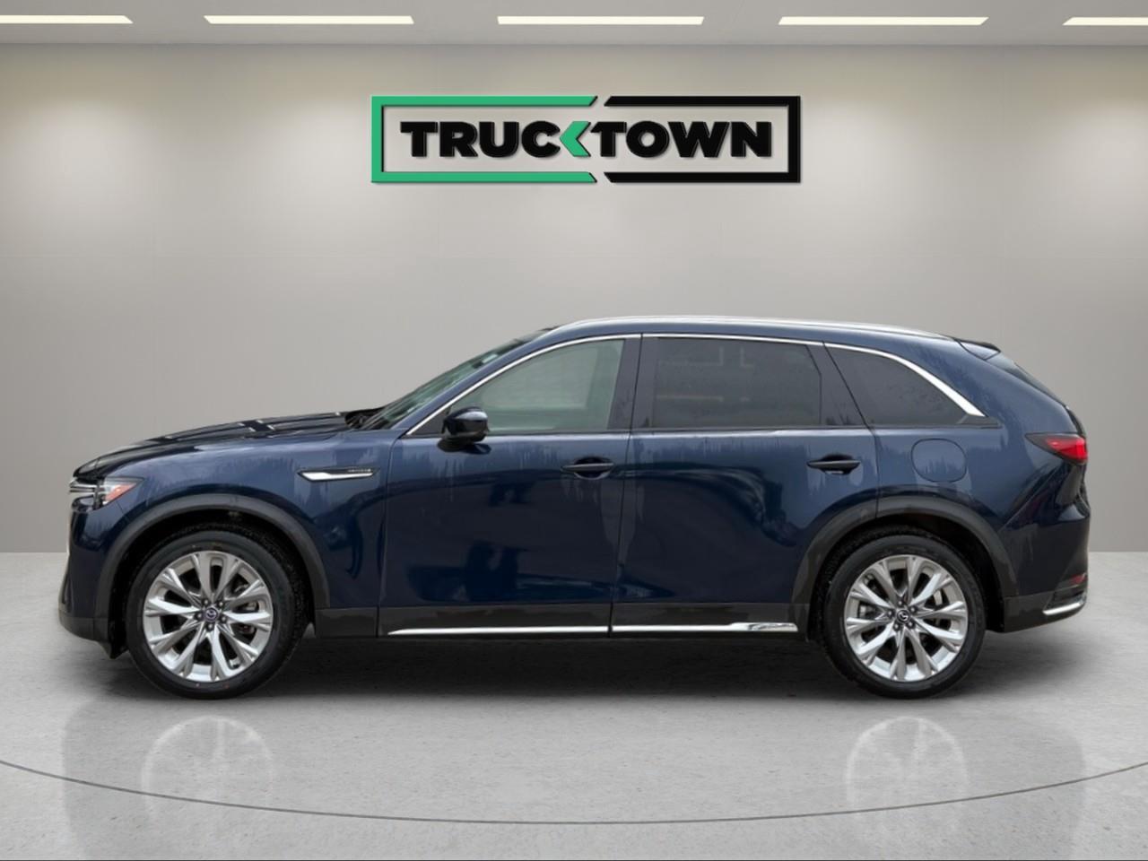 2025 Mazda CX-90 MHEV GT 4dr i-ACTIV All-Wheel Drive Sport Utility Photo