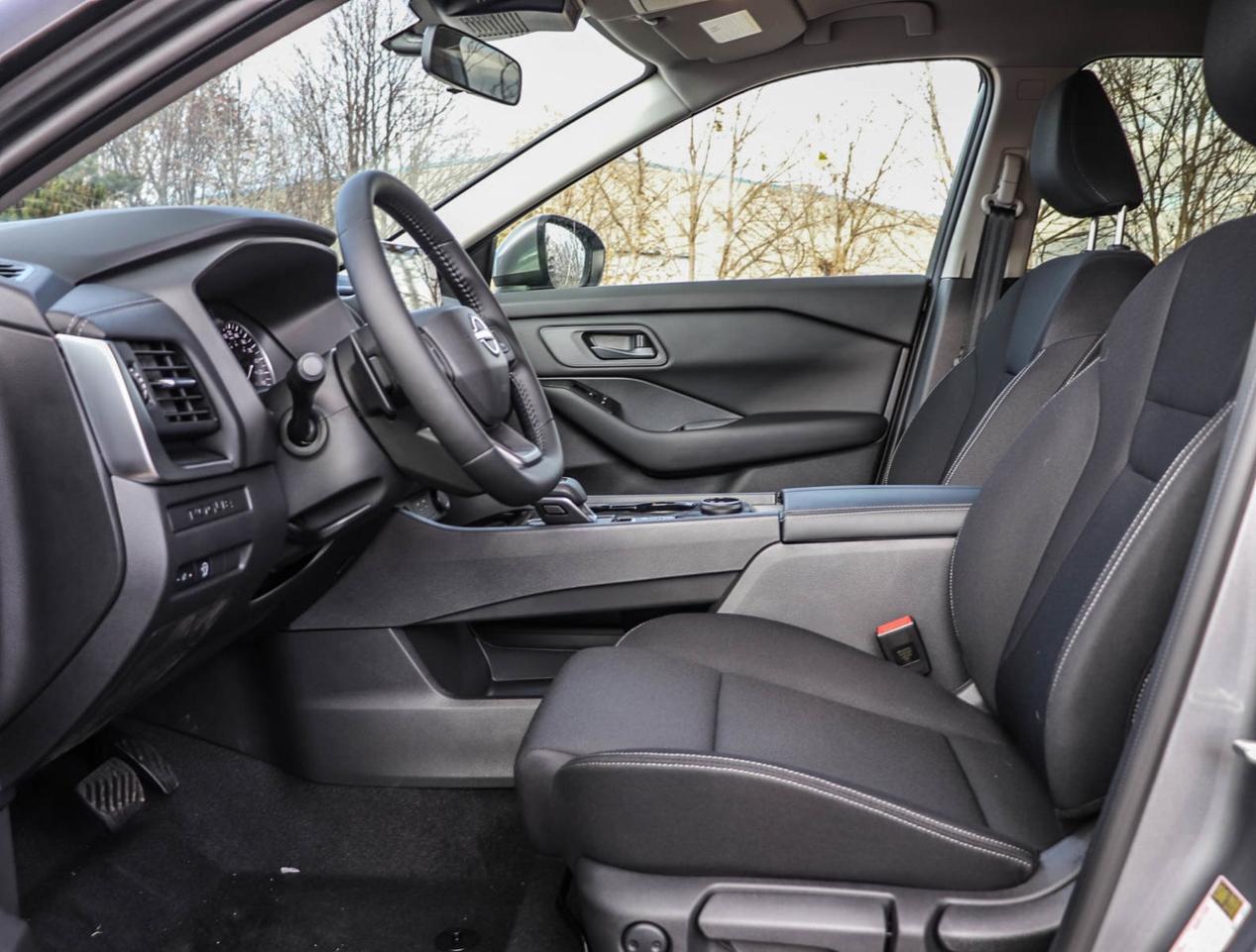 2025 Nissan Rogue S WAS NEW-NOW USED Photo