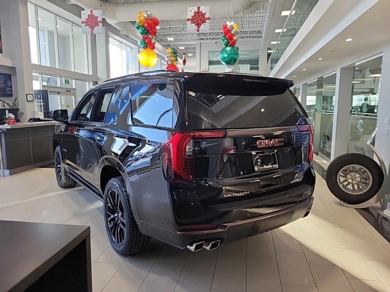 2026 GMC Yukon AT4 Ultimate 4dr 4x4 Photo