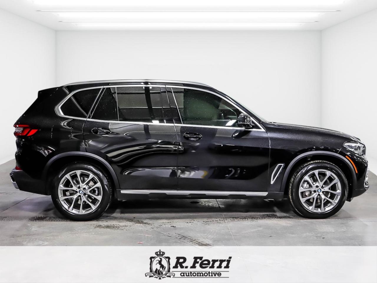 2022 BMW X5 xDrive40i 4dr All-Wheel Drive Sports Activity Vehicle Photo2