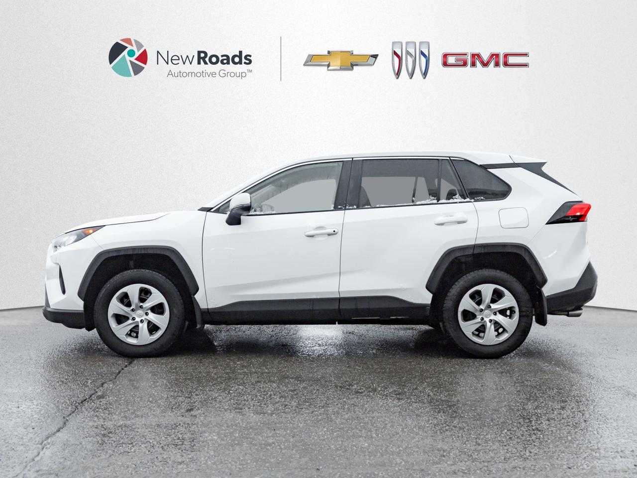 2022 Toyota RAV4 LE 4dr All-wheel Drive Photo