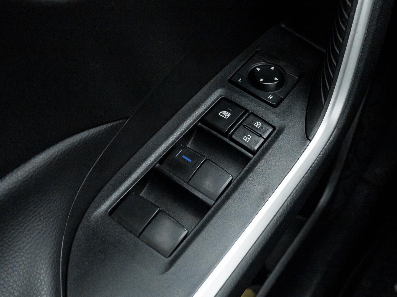 2022 Toyota RAV4 LE 4dr All-wheel Drive Photo