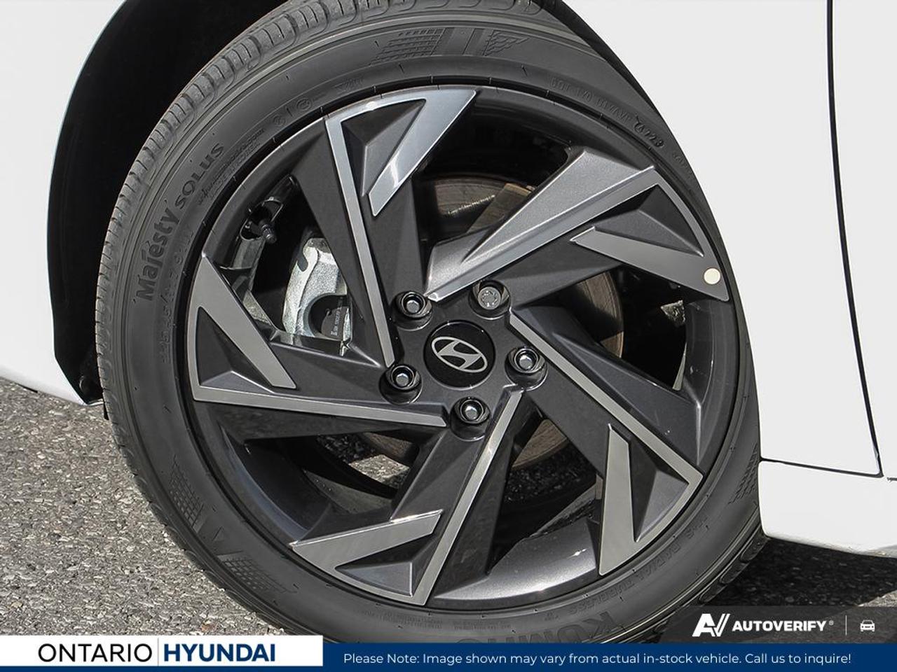 2026 Hyundai Elantra Luxury 4dr Sedan Photo