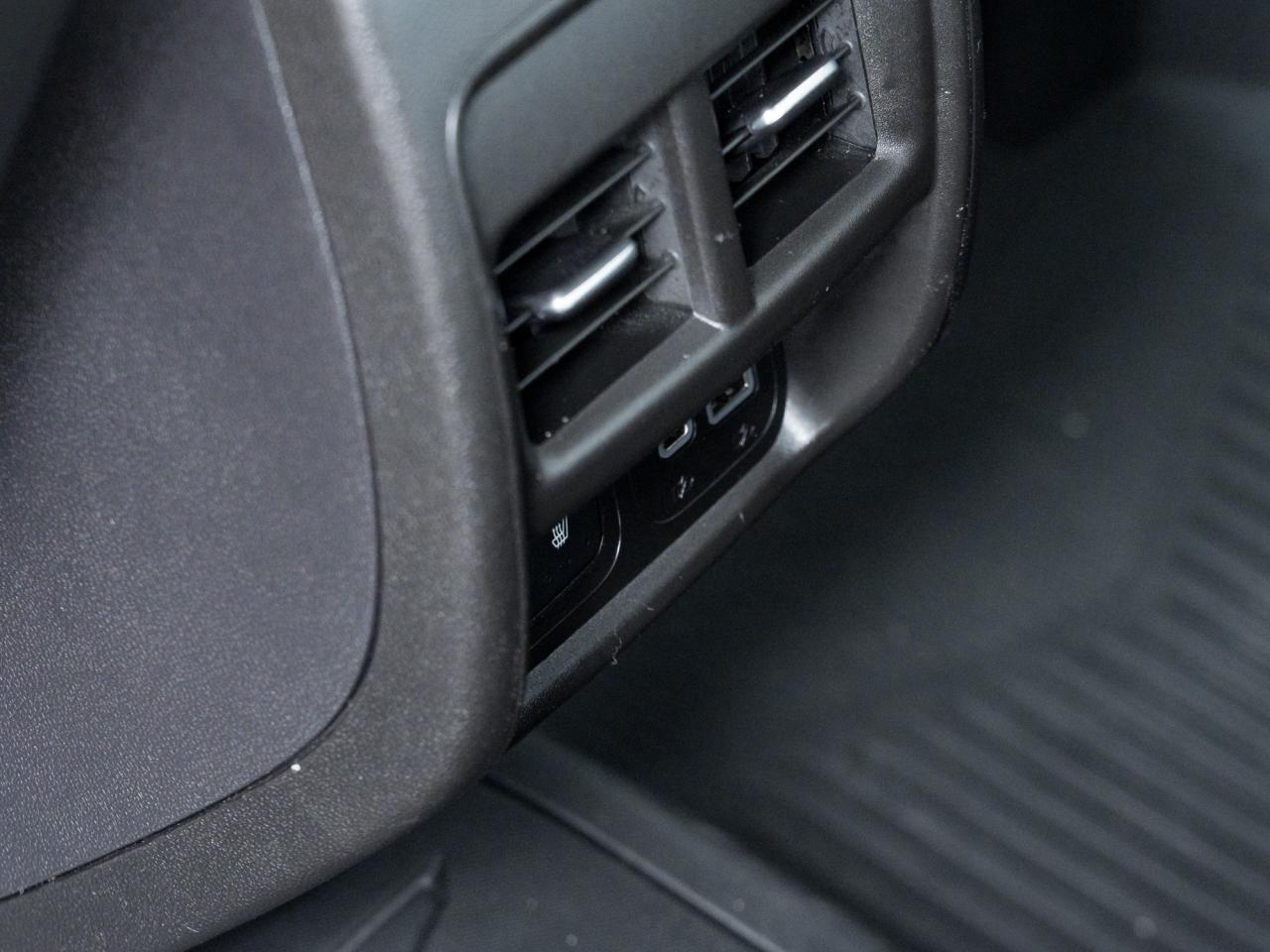 2024 Cadillac XT4 Sport 4dr All-Wheel Drive Photo