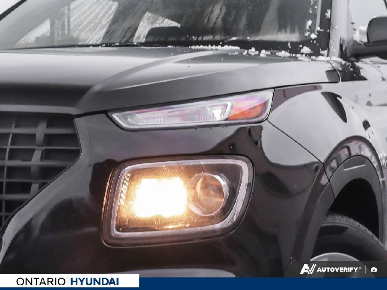 2023 Hyundai Venue Essential 4dr Front-Wheel Drive Photo