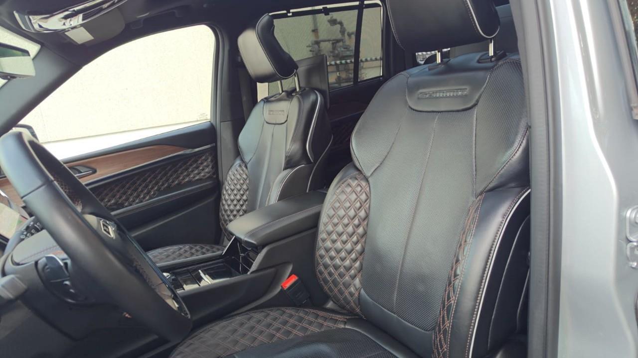 2022 Jeep Grand Cherokee 4xe Summit 4dr 4x4 Photo