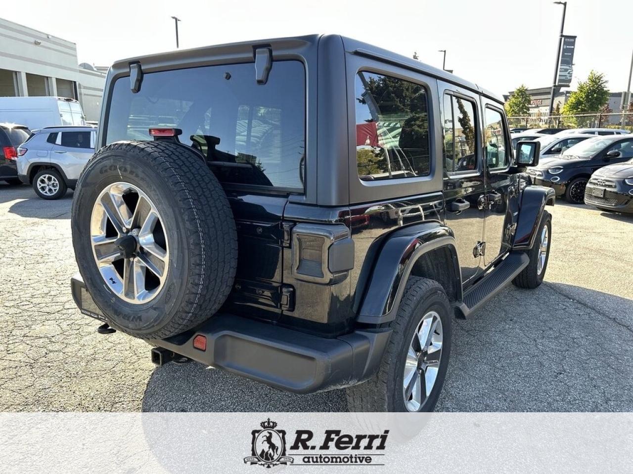 2022 Jeep WRANGLER UNLIMITED Sahara 4dr 4x4 Photo