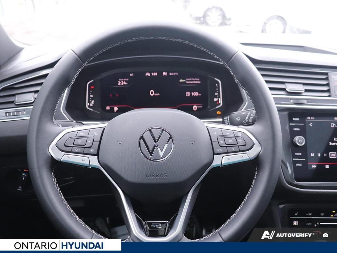 2023 Volkswagen Tiguan Comfortline R-Line Black 4dr All-Wheel Drive 4MOTION Photo