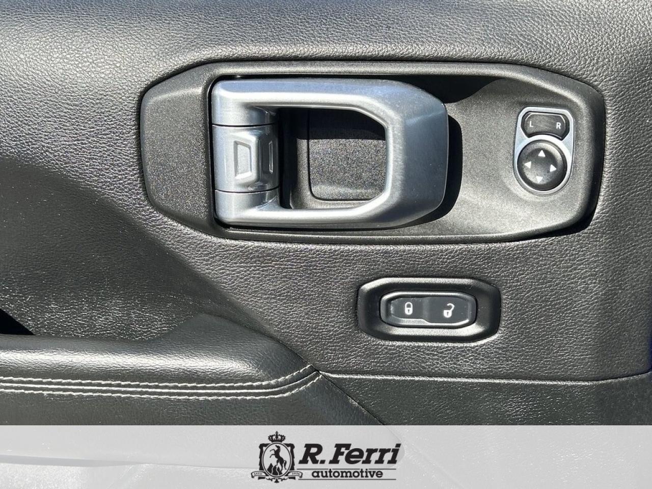 2020 Jeep WRANGLER UNLIMITED Sahara 4dr 4x4 Photo