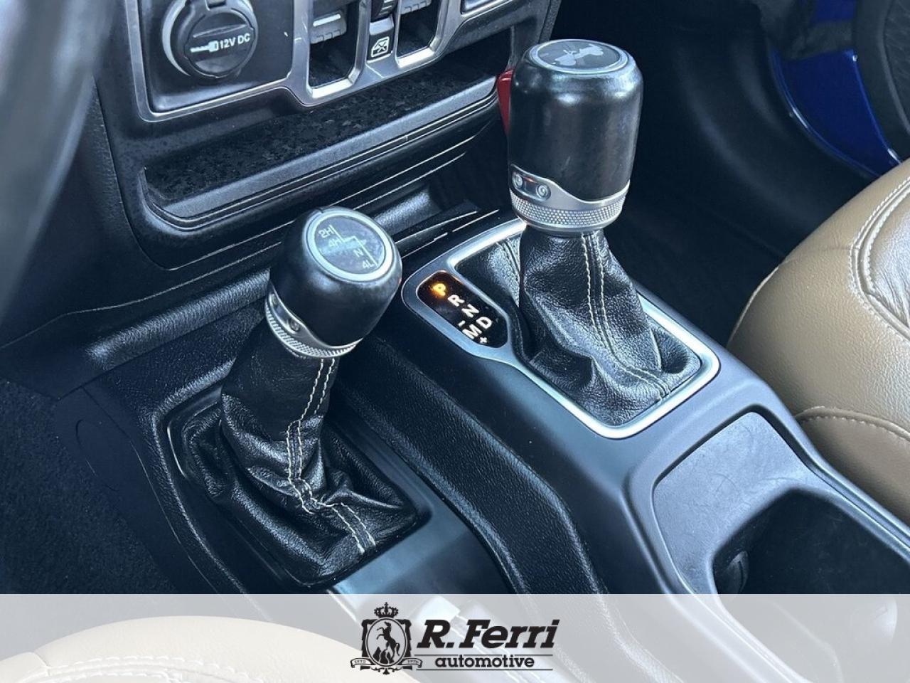 2020 Jeep WRANGLER UNLIMITED Sahara 4dr 4x4 Photo