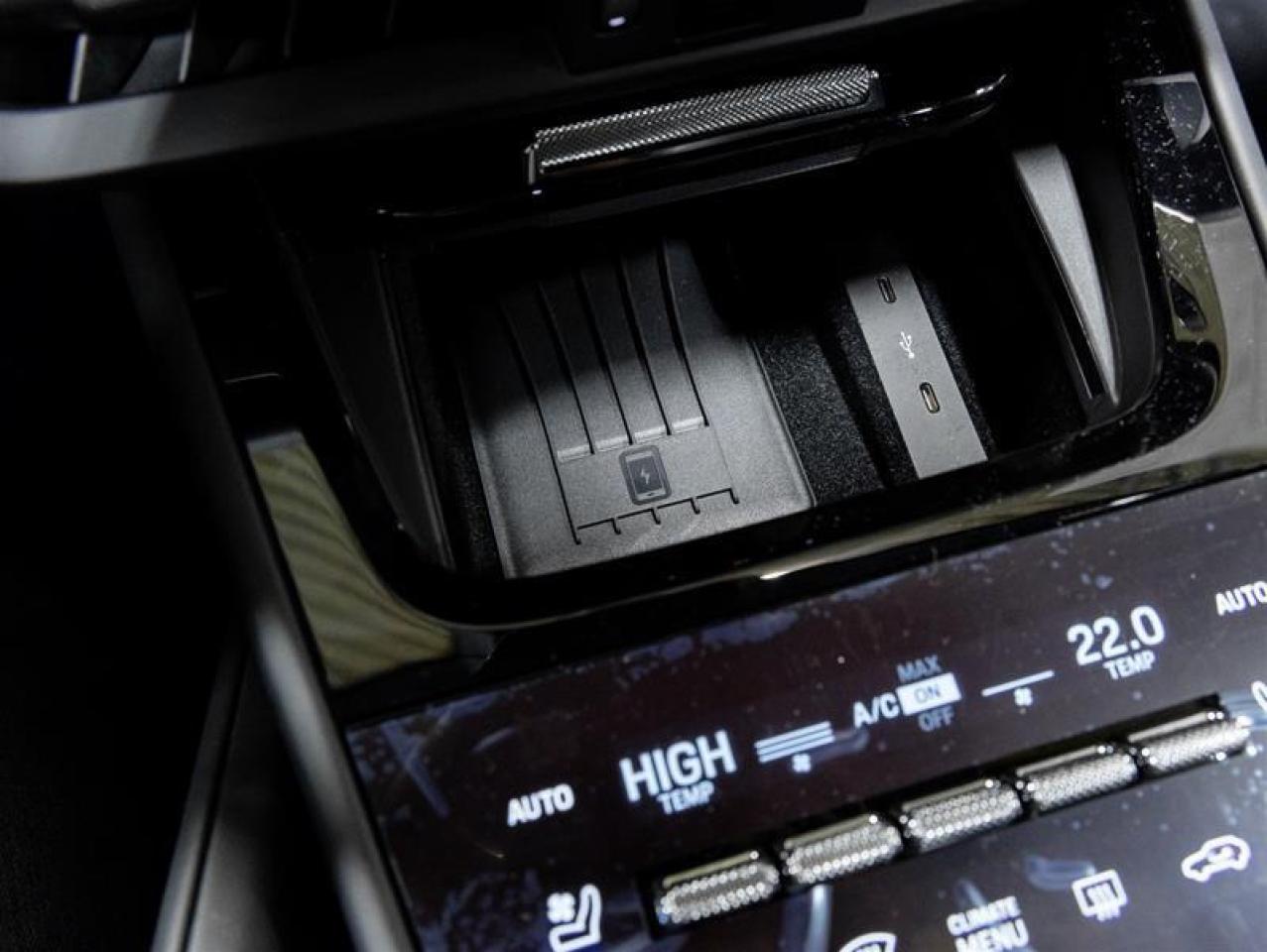 2025 Porsche Cayenne  Photo