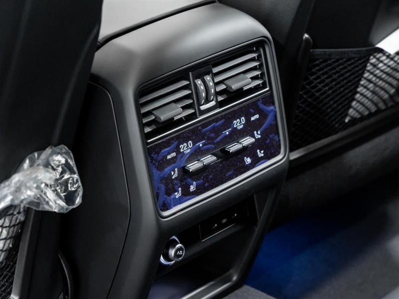 2025 Porsche Cayenne  Photo