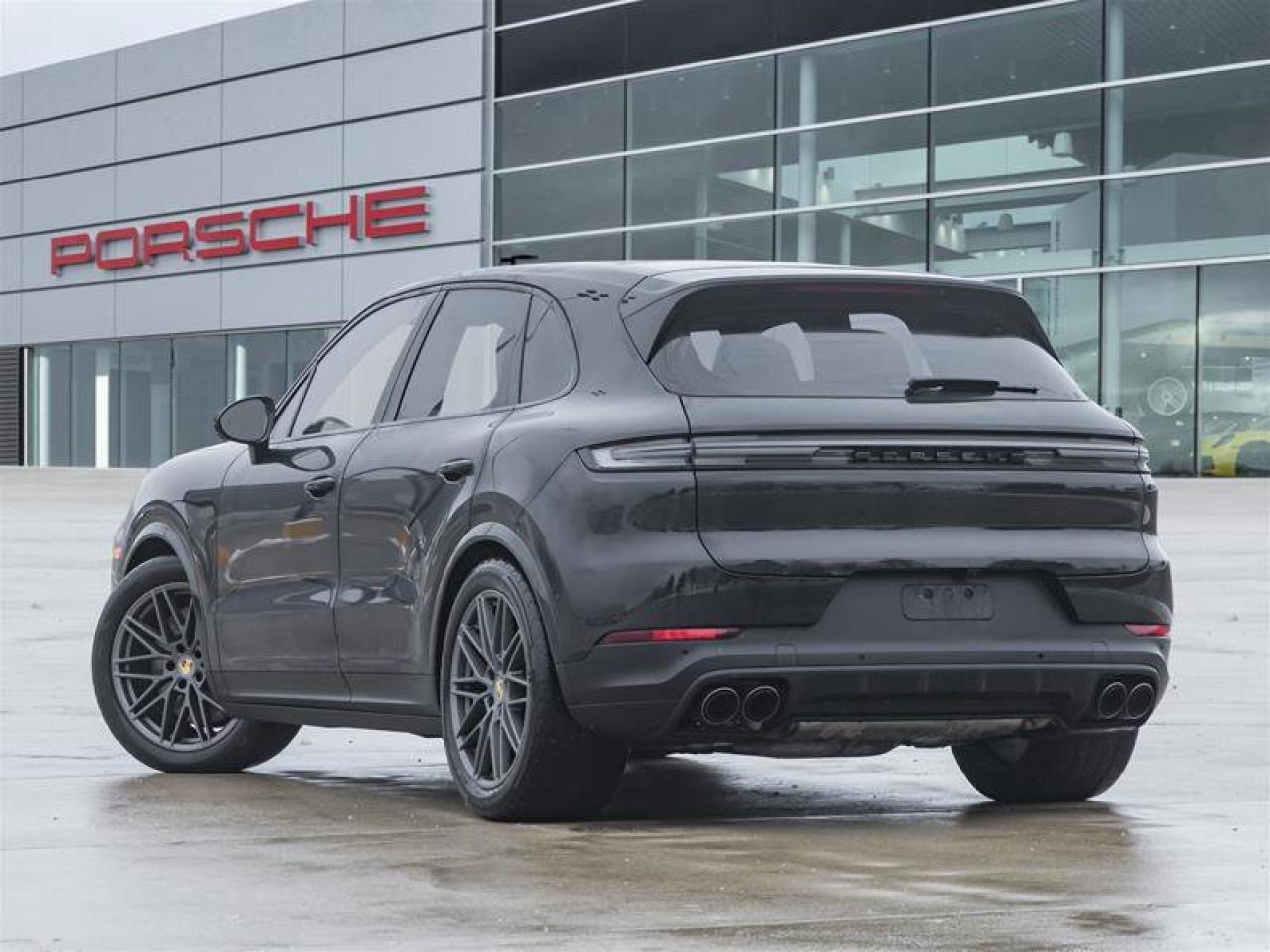 2024 Porsche Cayenne S AWD Premium Pkg Plus Sport Exhaust System includ Photo3