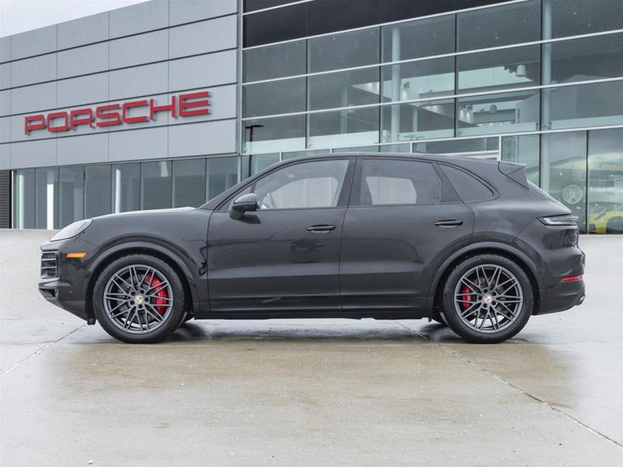 2024 Porsche Cayenne S AWD Premium Pkg Plus Sport Exhaust System includ Photo