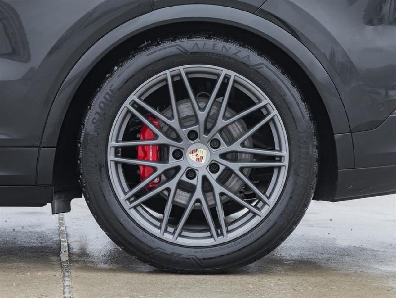 2024 Porsche Cayenne S AWD Premium Pkg Plus Sport Exhaust System includ Photo