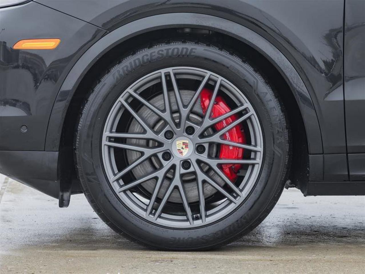 2024 Porsche Cayenne S AWD Premium Pkg Plus Sport Exhaust System includ Photo
