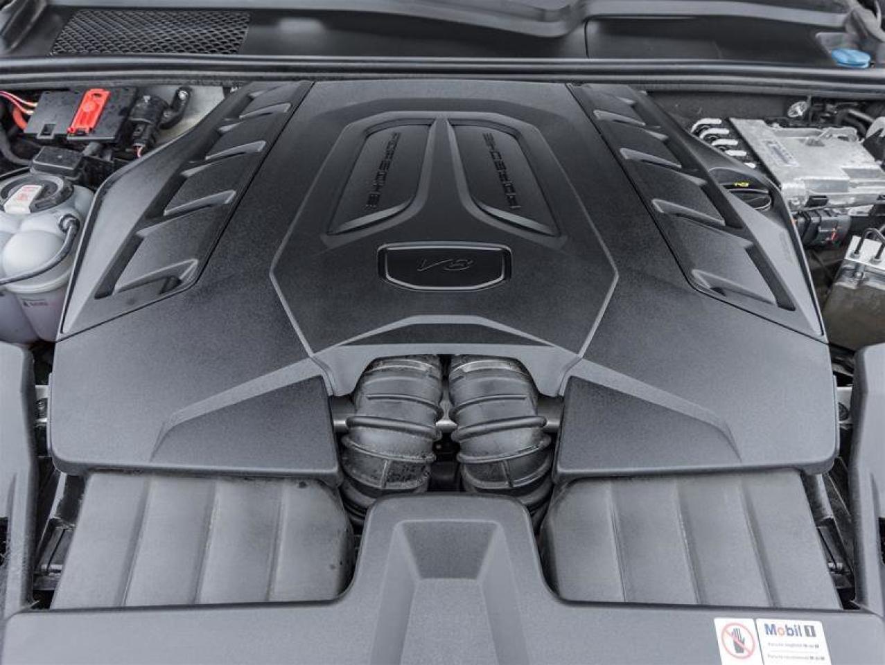 2024 Porsche Cayenne S AWD Premium Pkg Plus Sport Exhaust System includ Photo