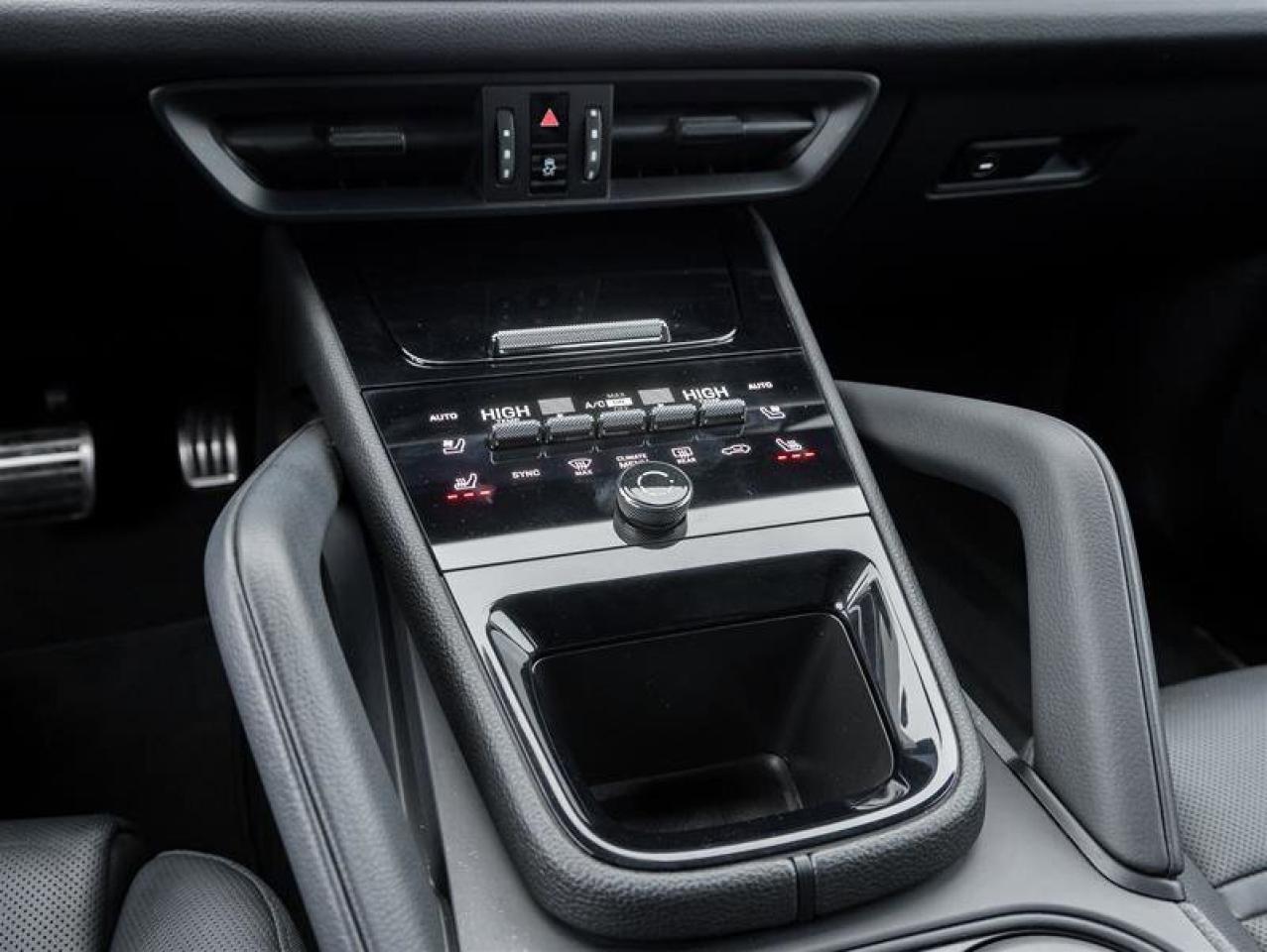 2024 Porsche Cayenne S AWD Premium Pkg Plus Sport Exhaust System includ Photo