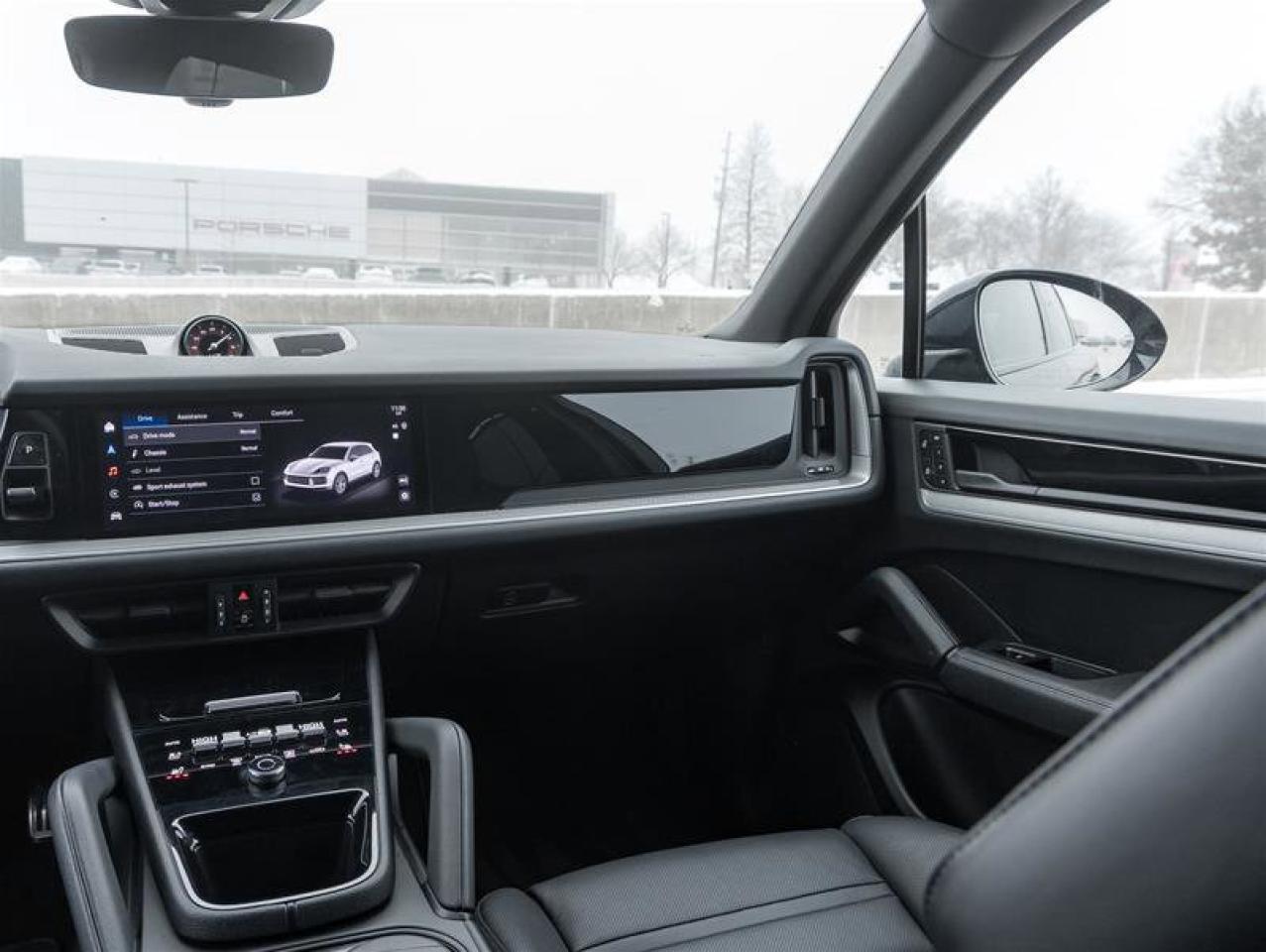 2024 Porsche Cayenne S AWD Premium Pkg Plus Sport Exhaust System includ Photo