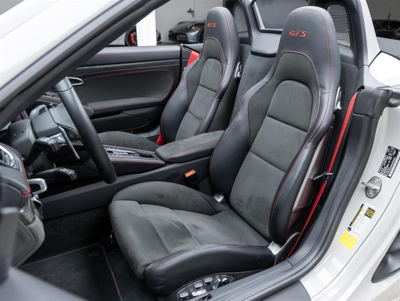 2025 Porsche 718 Boxster  Photo