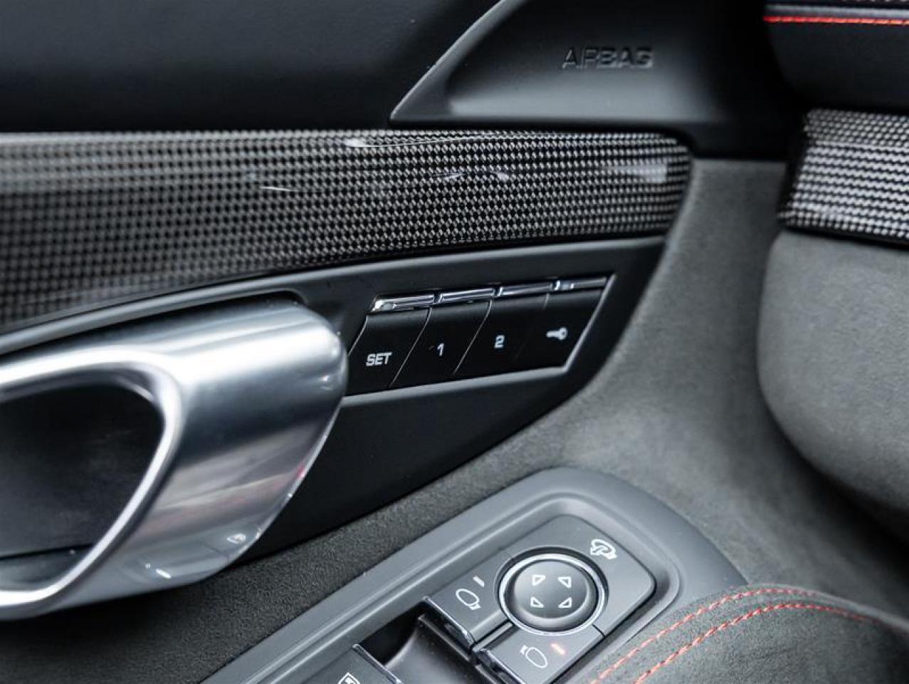 2025 Porsche 718 Boxster  Photo