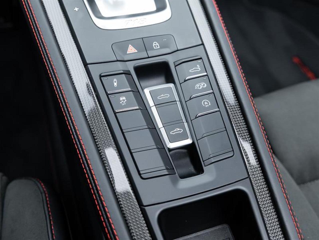 2025 Porsche 718 Boxster  Photo